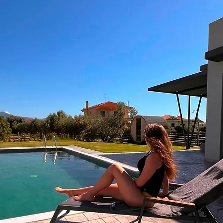 Nostos Luxury Villas With Private Pool In Nafpaktos Extérieur photo