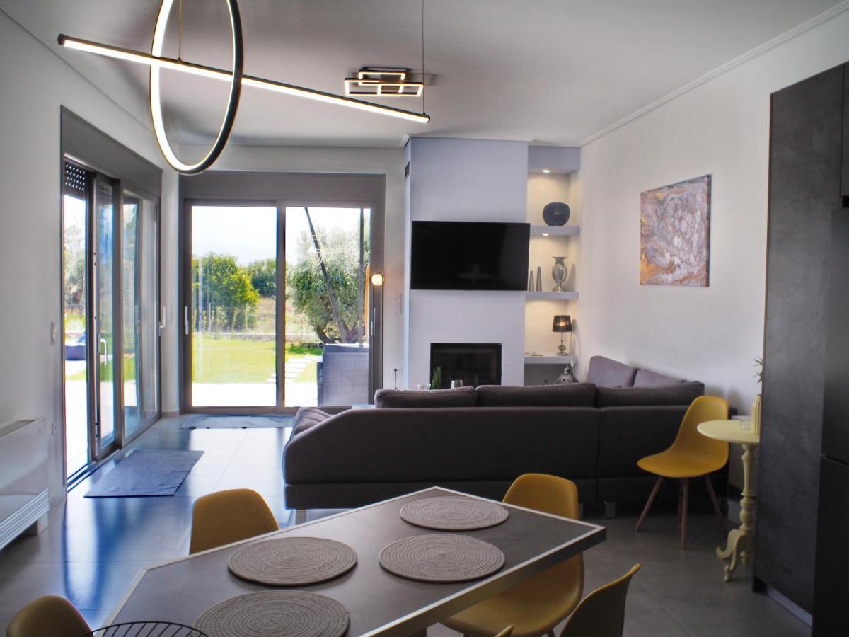 Nostos Luxury With Private Pool In Villa