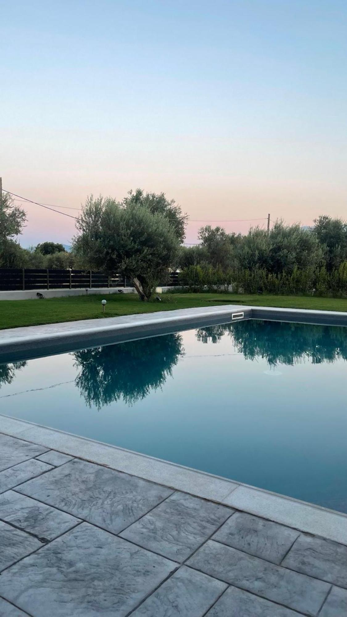 Villa Nostos Luxury With Private Pool In Nafpaktos